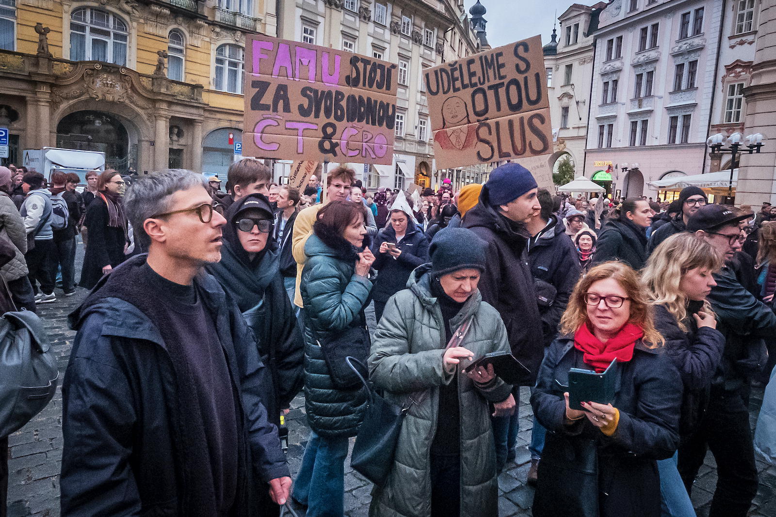 Demonstrace za veřejnoprávní média
