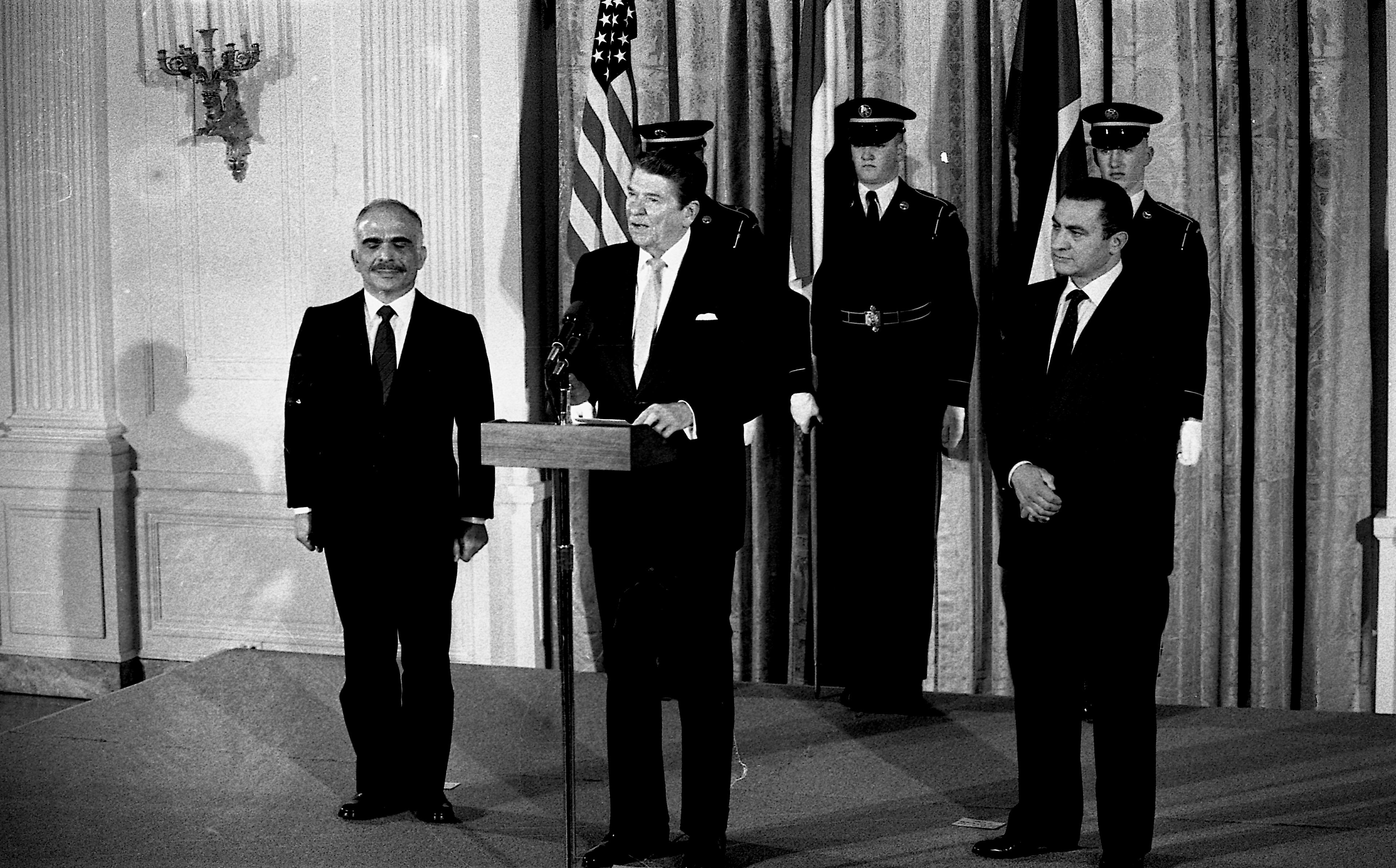 Jordánský král Husajn, Ronald Reagan a Husní Mubarak